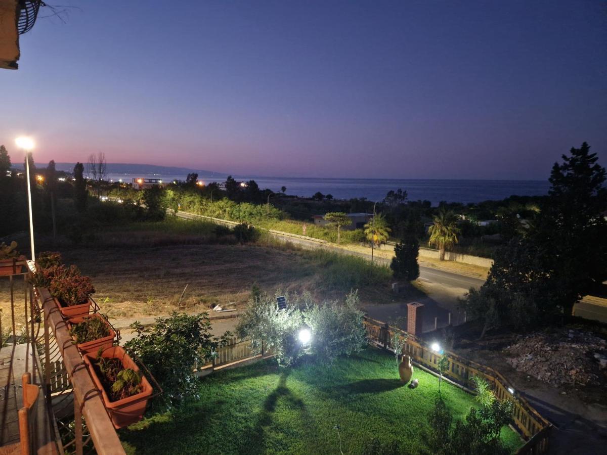 Nina's house 3 , 300 metri dal mare Santa Caterina Dello Ionio Marina Exterior foto